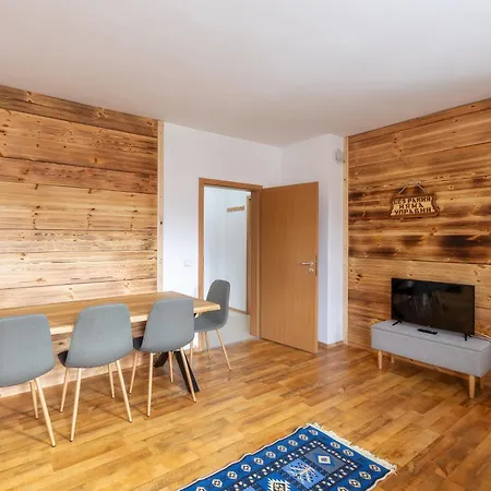 Apartmán 'chamonix' In - 1 Bedroom - In&out - Free